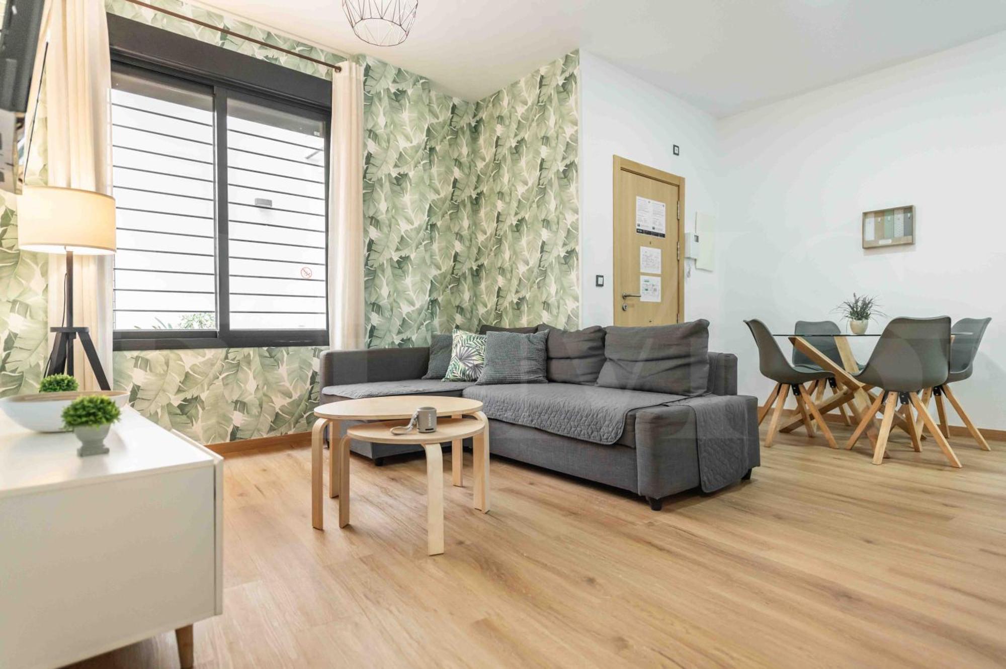 Relaxing Apartment With Parking In The Center By Rems Málaga Buitenkant foto